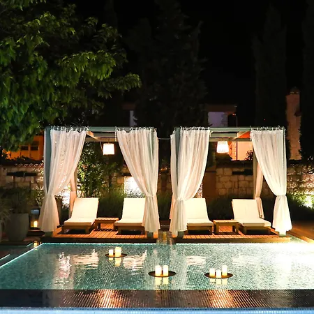 Cadde 75 Luxury - Alaçatı