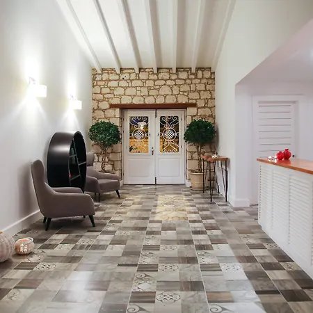 Cadde 75 Luxury - 4* Alaçatı