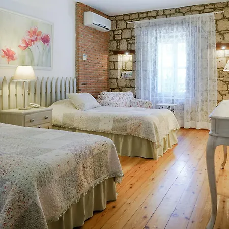 Cadde 75 Luxury - 4* Alaçatı
