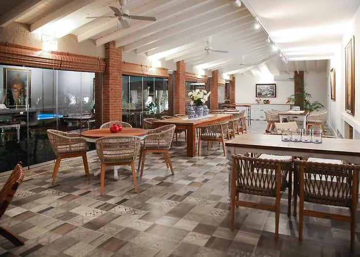 Cadde 75 Luxury - Отель 4*