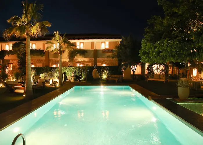 Отель Cadde 75 Luxury - 4*