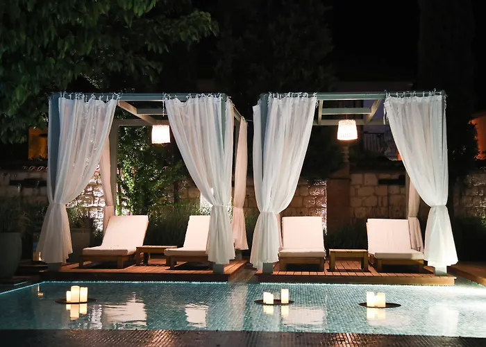 Cadde 75 Luxury - 4* Алачати