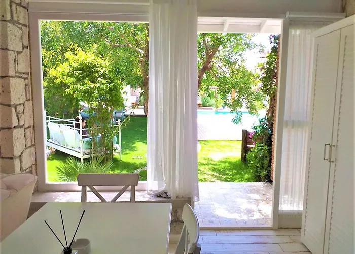 Cadde 75 Luxury - 4* Алачати