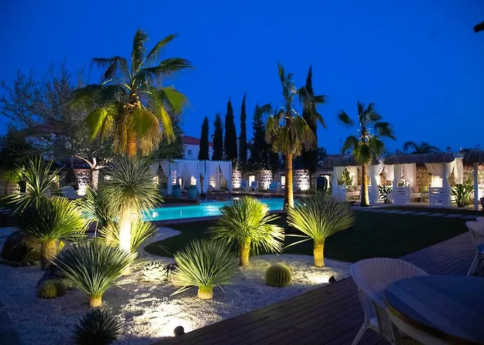 Cadde 75 Luxury - 4* Алачати